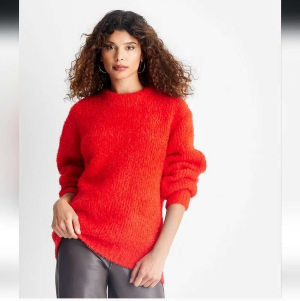 Women's Crewneck Relaxed Teddy Sweater Future Collective Red L